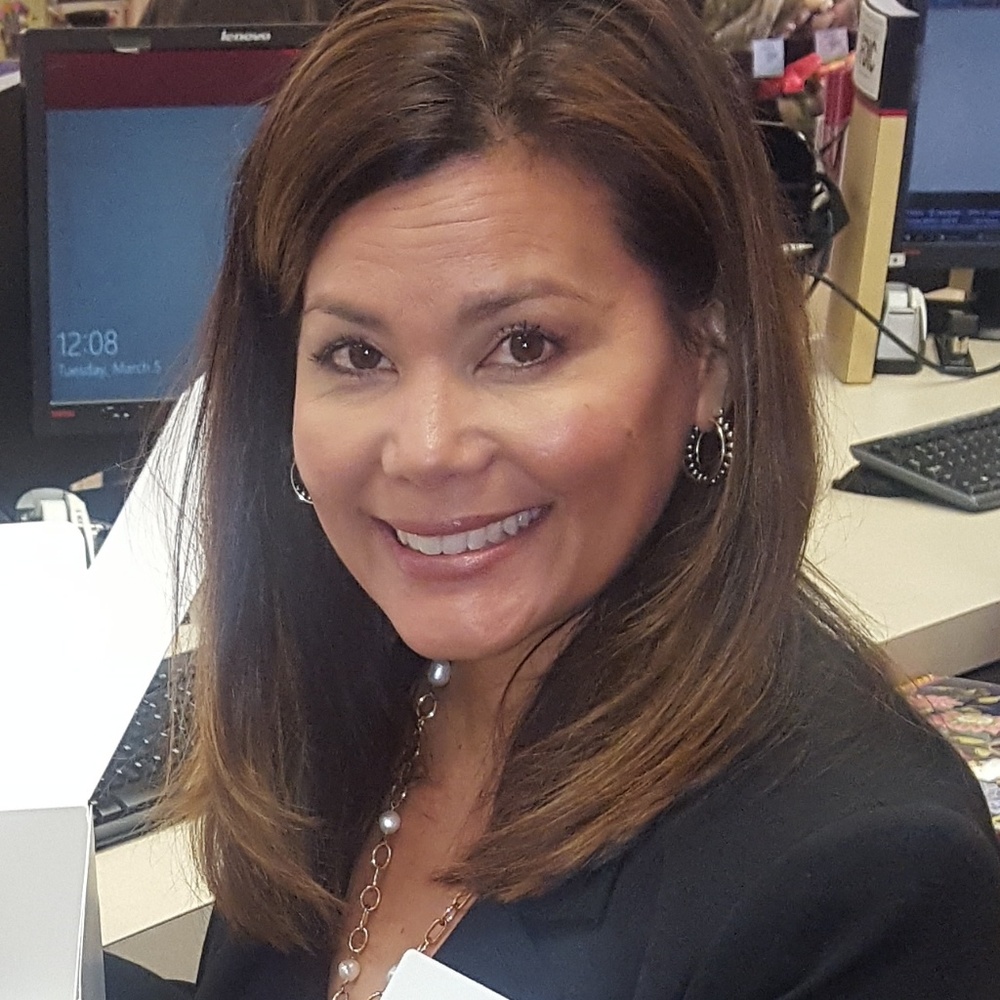 Meet your Posher, Charina